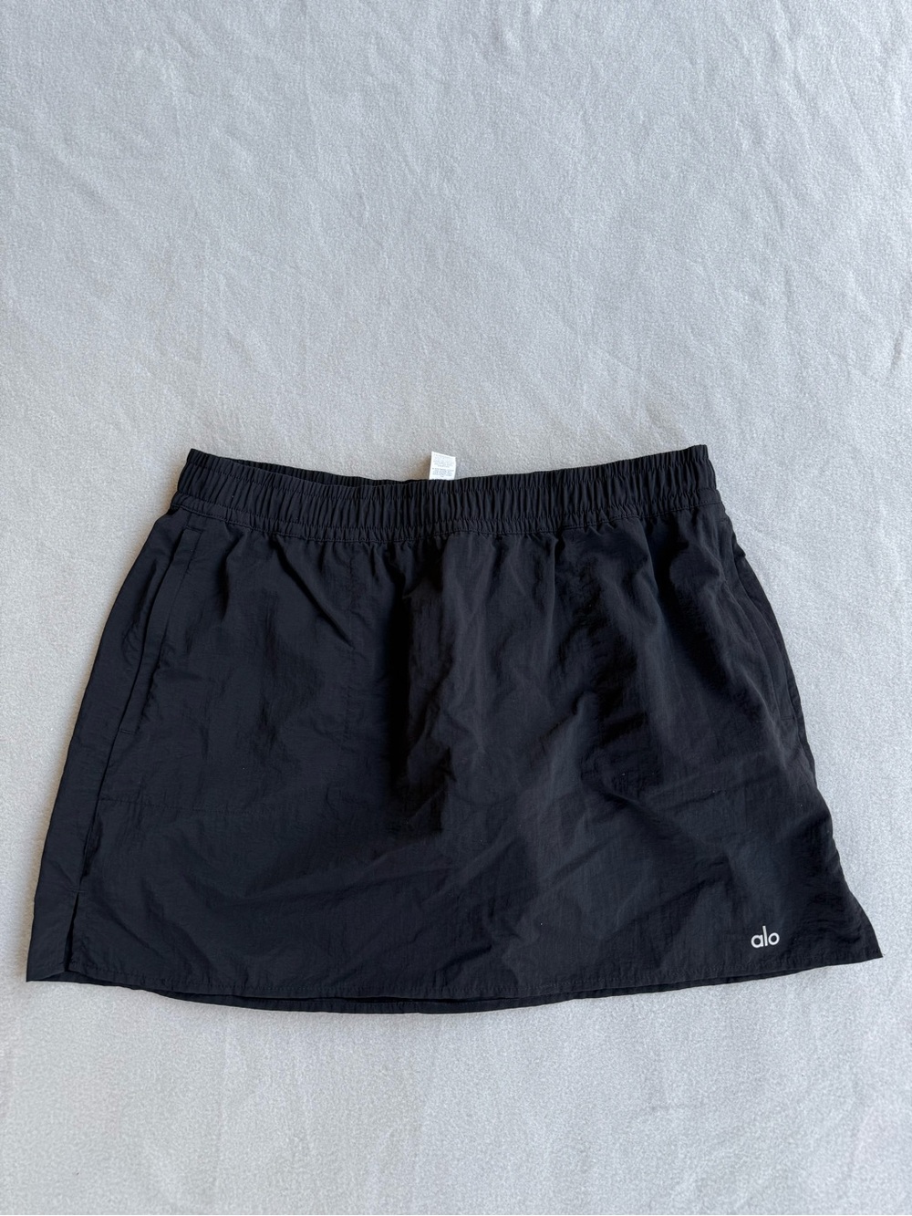 ALO Yoga Alumni Tennis Skirt Sz Large Black Skirt Skorts Lined Zippered Pockets